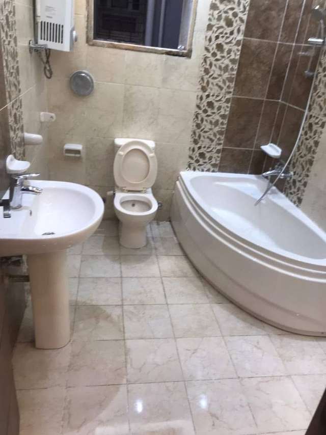 حمام بعد التنظيف